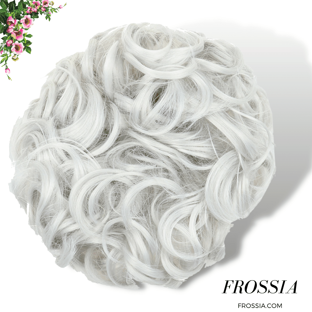 Faux chignon bouclé cheveux gris clair | Frossia